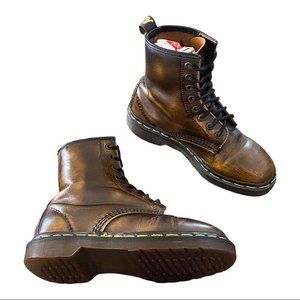 🌟 DR. MARTENS VINTAGE MADE IN ENGLAND BOOTS 🌟